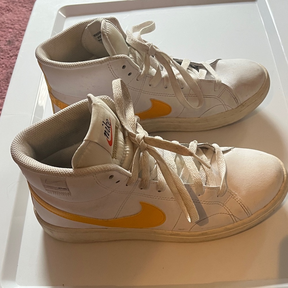 Nike High-Top Blazers